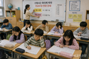 현장 반대하는데...돌봄공백 수업으로 메우나