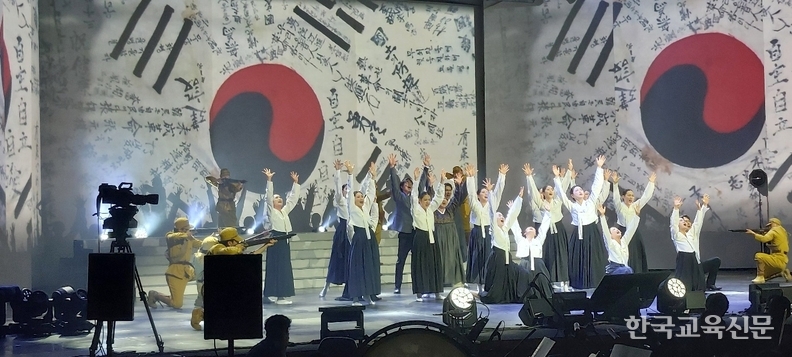 나라의 독립을 찾는데는 왜병의 총칼도 무섭지 않다.