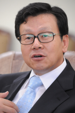 한명복 서울 구현고 교장