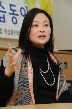 김영애 와부고 수석교사. 이효상
