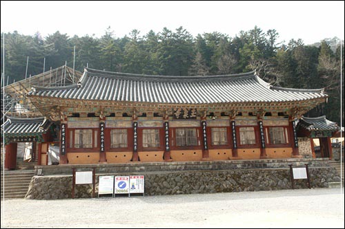 ▲ 옥천사 자방루