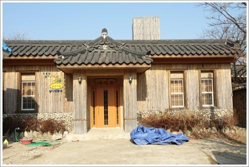 ▲ KBS 6시 내고향 '백년가약'에서 건축한 남사 예담원