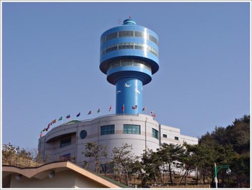 ▶ 철새조망대