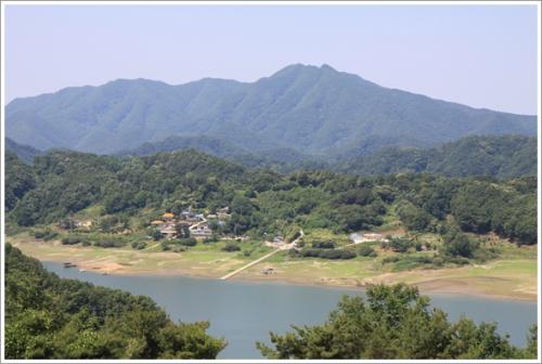 ▲ 장고개 정산 부근에서 바라본 도호리와 환산 풍경