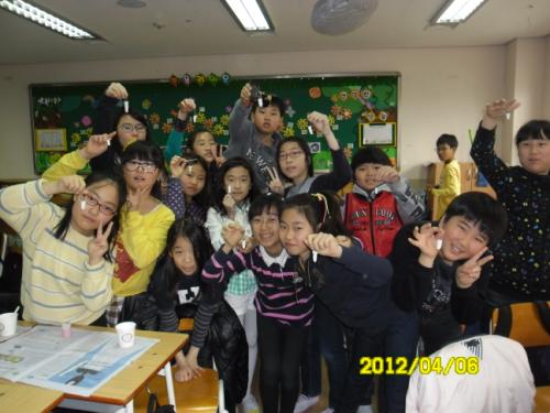 나의 손가락 모형이지만 너무 신기해요!