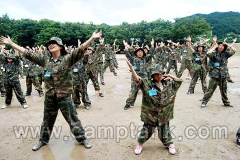 여름방학에 해병대캠프에 참가한 청소년들 (사진제공=해병대전략캠프)