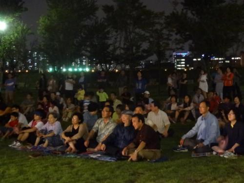 청중 250여명이 가을밤 음악의 정취에 흠뻑 빠졌다.