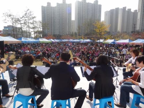 기타동아리 회원들 출연