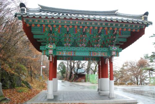 호구산 용문사 일주문