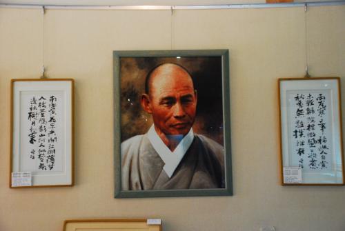 만해 한용운(1879-1944)의 조국애는 민족의 가슴 속에 영원한 등불이다.