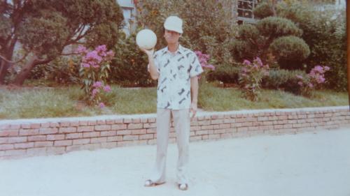 초임지 교정에서 기념사진 한 장(1979년 여름)