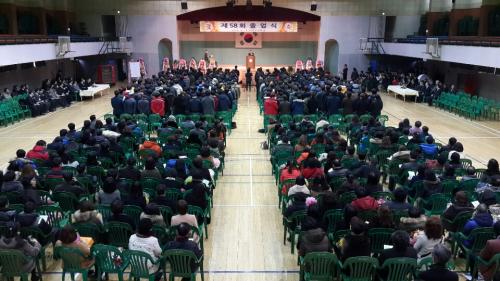 서산 서령고의 제58회 졸업식 장면
