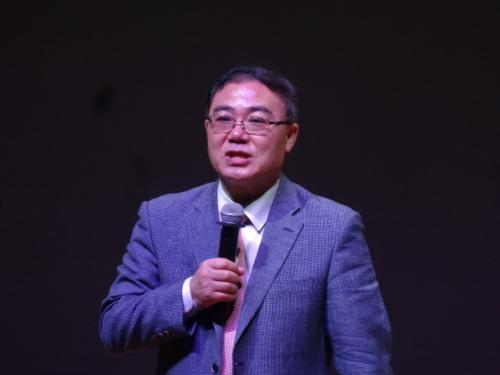 대중음악 평론가 임진모 수원포럼 강연 모습