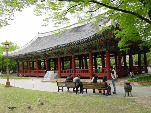 경상감영의 징청각은 관찰사의 살림집이던 내아였다.
